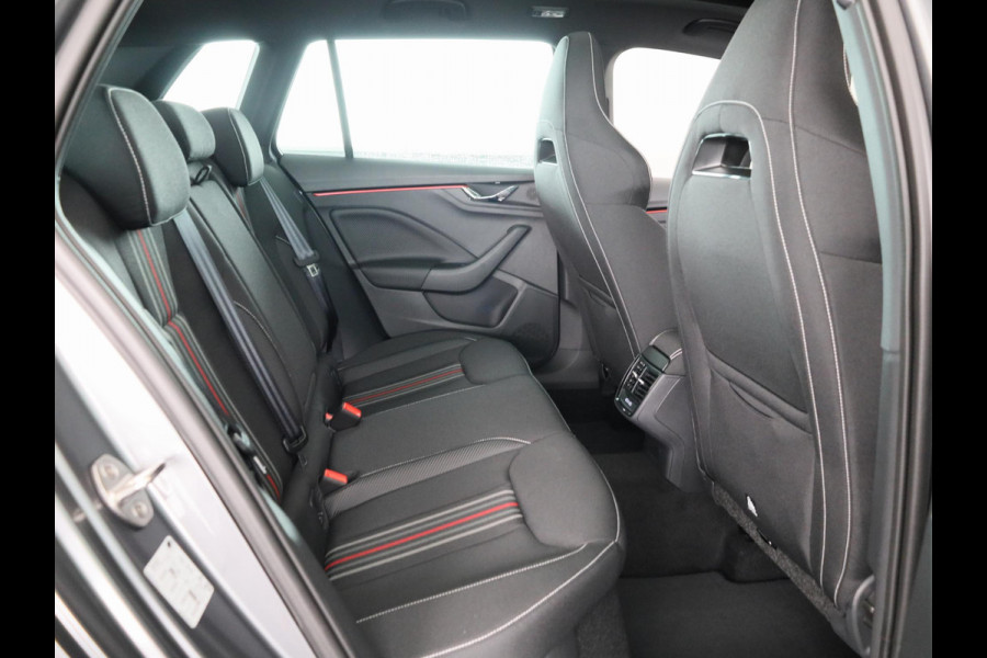 Škoda Kamiq Monte Carlo 1.0 TSI 115 pk 7 versn. DSG | Travel assist plus | Winter pakket | 18 inch lichtmetalen velgen