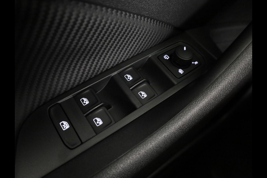Škoda Kamiq Monte Carlo 1.0 TSI 115 pk 7 versn. DSG | Travel assist plus | Winter pakket | 18 inch lichtmetalen velgen