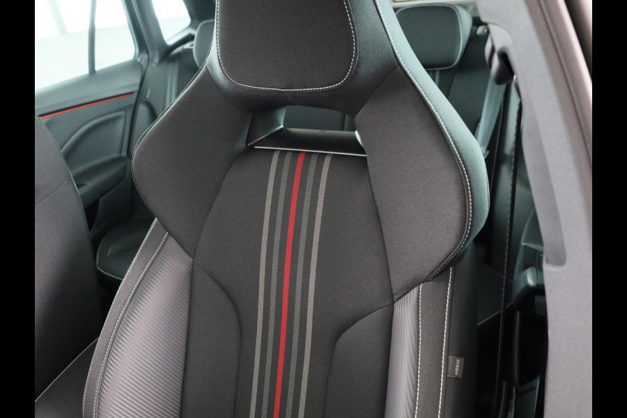 Škoda Kamiq Monte Carlo 1.0 TSI 115 pk 7 versn. DSG | Travel assist plus | Winter pakket | 18 inch lichtmetalen velgen