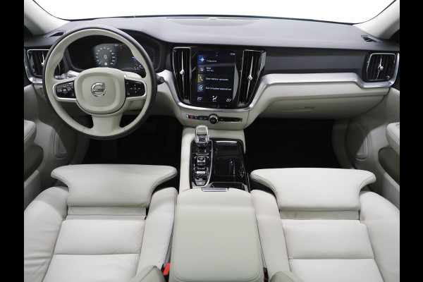 Volvo V60 2.0 T6 Twin Engine AWD Inscription | Panoramadak | Trekhaak | Camera | Memory | LED | Carplay