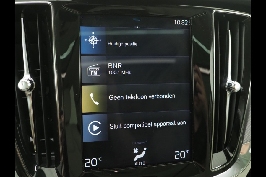 Volvo V60 2.0 T6 Twin Engine AWD Inscription | Panoramadak | Trekhaak | Camera | Memory | LED | Carplay