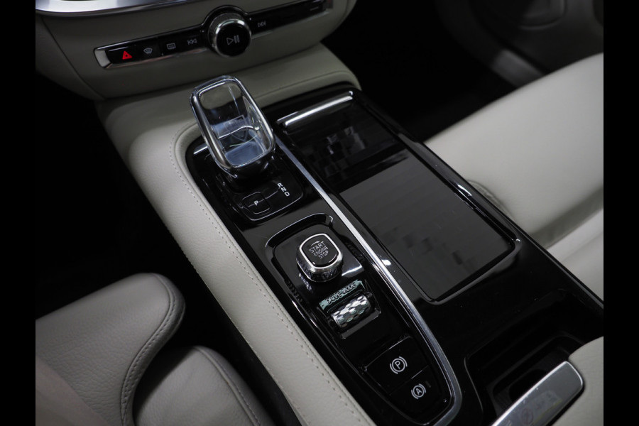 Volvo V60 2.0 T6 Twin Engine AWD Inscription | Panoramadak | Trekhaak | Camera | Memory | LED | Carplay