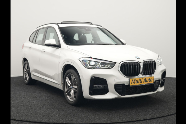 BMW X1 xDrive25e M Sport Plug in Hybrid 221pk Dealer O.H | PHEV | Panodak | Carplay | LED | DAB | Sportstoelen Verwarmd | Navi Prof |