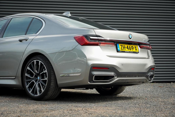 BMW 7 Serie 745e High Executive / M-Sport / Schuifdak / NL Auto / Nieuwe Accu
