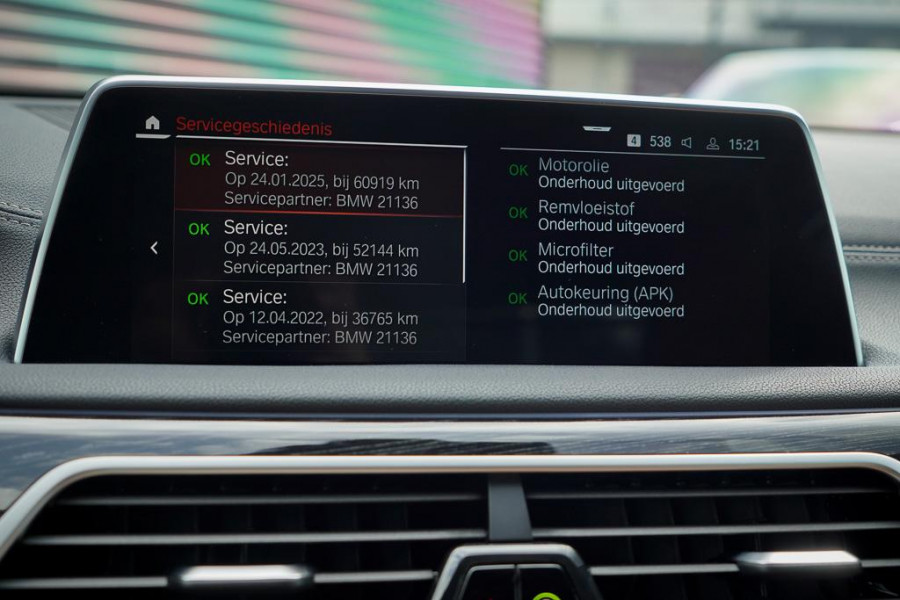 BMW 7 Serie 745e High Executive / M-Sport / Schuifdak / NL Auto / Nieuwe Accu