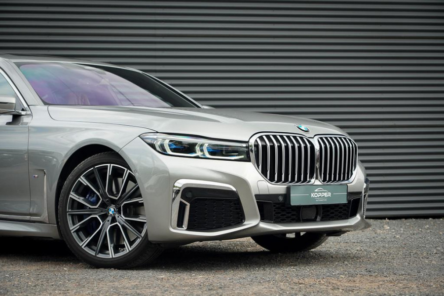 BMW 7 Serie 745e High Executive / M-Sport / Schuifdak / NL Auto / Nieuwe Accu