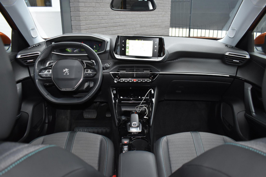 Peugeot 2008 1.2 PureTech 130PK Aut. Allure Pack | Carplay | Camera | I-Cockpit | Incl. garantie