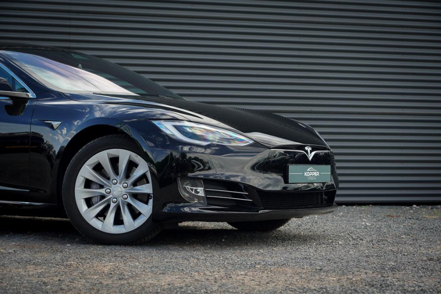 Tesla Model S 75D Base / CCS / Enhanced Autopilot