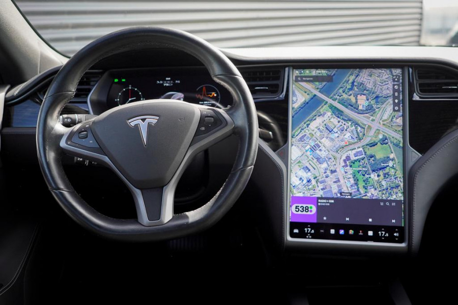 Tesla Model S 75D Base / CCS / Enhanced Autopilot