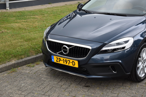 Volvo V40 Cross Country 1.5 T3 Polar+ Luxury Park assist incl camera | Harman & Kardon | Pano dak | Navigatie | Blue tooth