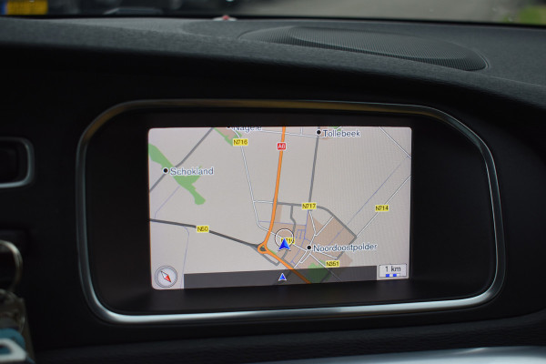 Volvo V40 Cross Country 1.5 T3 Polar+ Luxury Park assist incl camera | Harman & Kardon | Pano dak | Navigatie | Blue tooth