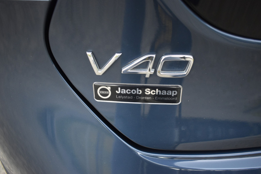 Volvo V40 Cross Country 1.5 T3 Polar+ Luxury Park assist incl camera | Harman & Kardon | Pano dak | Navigatie | Blue tooth