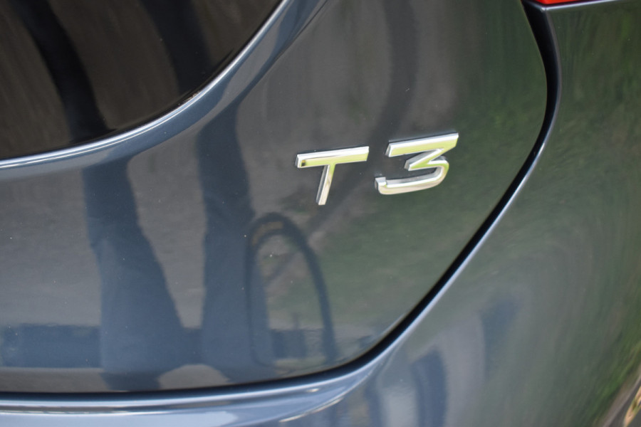 Volvo V40 Cross Country 1.5 T3 Polar+ Luxury Park assist incl camera | Harman & Kardon | Pano dak | Navigatie | Blue tooth