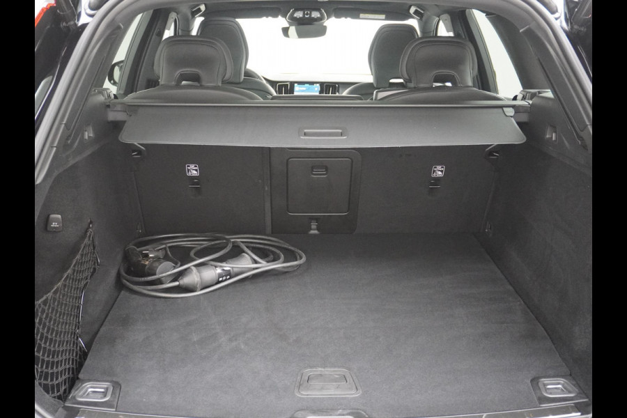 Volvo XC60 2.0 T8 Plug-in hybrid AWD Black Edition LONG RANGE | PANO| STOEL/STUUR VERW.| 360 CAMERA| HARMAN KARDON| ELEK. STOEL MET MEMORY|