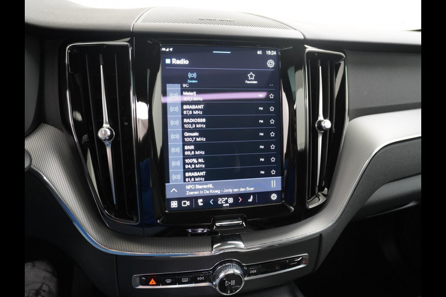 Volvo XC60 2.0 T8 Plug-in hybrid AWD Black Edition LONG RANGE | PANO| STOEL/STUUR VERW.| 360 CAMERA| HARMAN KARDON| ELEK. STOEL MET MEMORY|