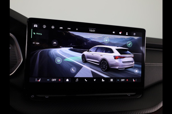 Škoda Octavia Combi Sportline Tour m-HEV 1.5 TSI 150 pk 7 versn. DSG | Panoramadak | Trekhaak wegklapbaar | Navigatie pakket | Winter pakket