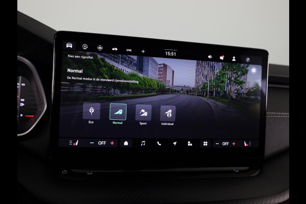 Škoda Octavia Combi Sportline Tour m-HEV 1.5 TSI 150 pk 7 versn. DSG | Panoramadak | Trekhaak wegklapbaar | Navigatie pakket | Winter pakket