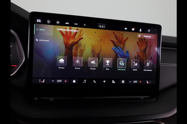 Škoda Octavia Combi Sportline Tour m-HEV 1.5 TSI 150 pk 7 versn. DSG | Panoramadak | Trekhaak wegklapbaar | Navigatie pakket | Winter pakket