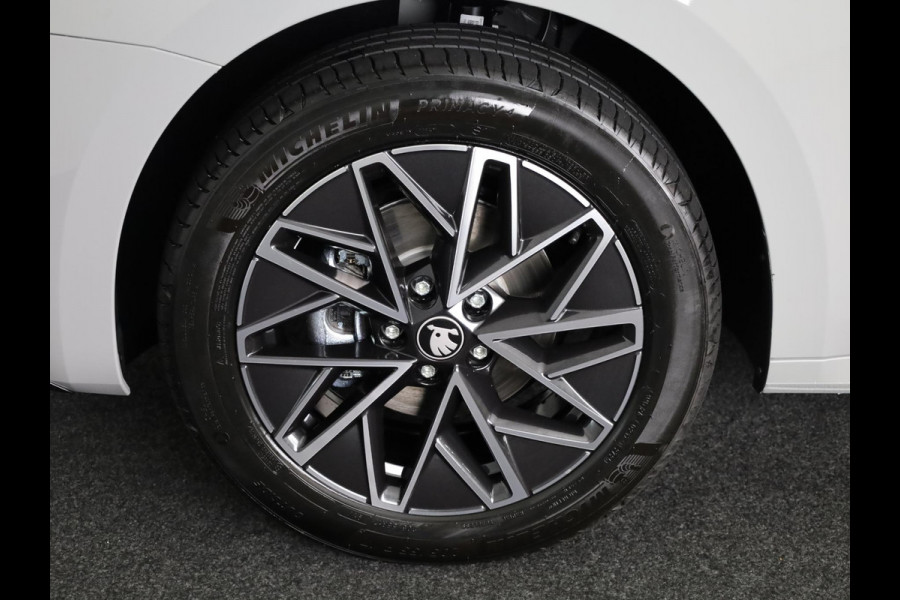 Škoda Octavia Combi Sportline Tour m-HEV 1.5 TSI 150 pk 7 versn. DSG | Panoramadak | Trekhaak wegklapbaar | Navigatie pakket | Winter pakket