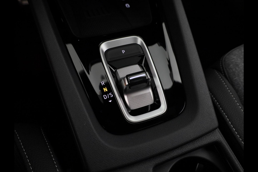 Škoda Octavia Combi Sportline Tour m-HEV 1.5 TSI 150 pk 7 versn. DSG | Panoramadak | Trekhaak wegklapbaar | Navigatie pakket | Winter pakket