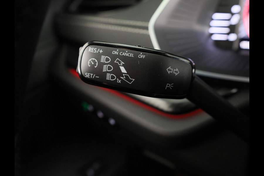 Škoda Octavia Combi Sportline Tour m-HEV 1.5 TSI 150 pk 7 versn. DSG | Panoramadak | Trekhaak wegklapbaar | Navigatie pakket | Winter pakket