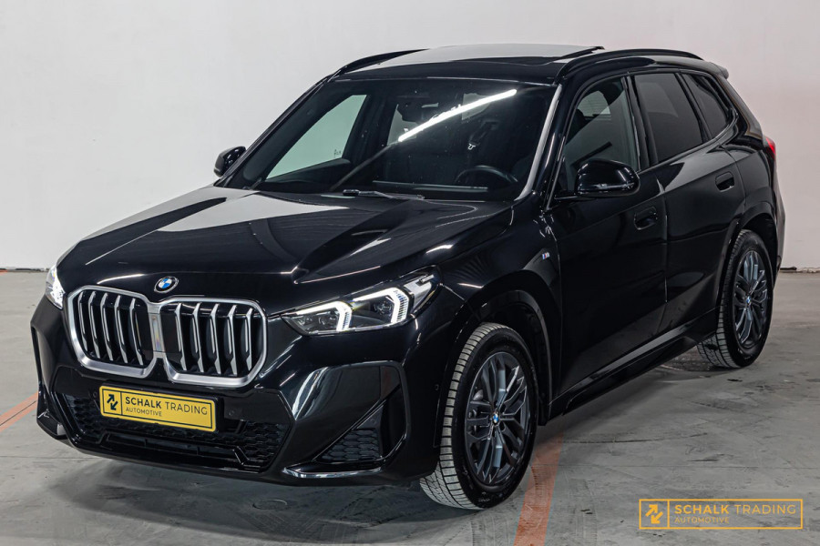 BMW X1 SDrive20i|M-sport|Pano|E-stoel|Fabrieksgarantie|H&K