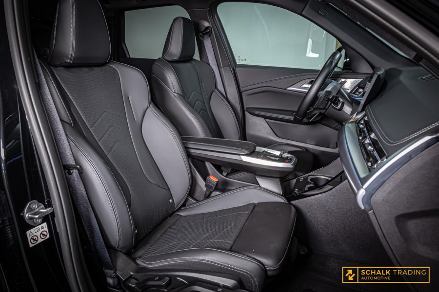 BMW X1 SDrive20i|M-sport|Pano|E-stoel|Fabrieksgarantie|H&K