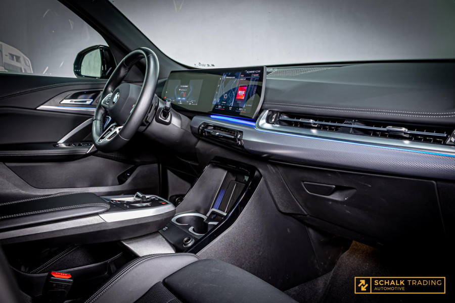 BMW X1 SDrive20i|M-sport|Pano|E-stoel|Fabrieksgarantie|H&K