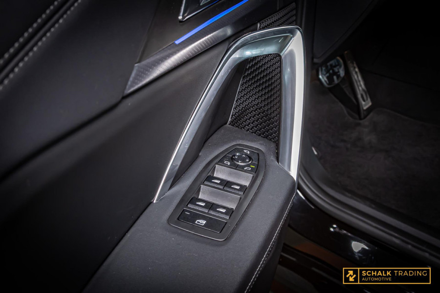 BMW X1 SDrive20i|M-sport|Pano|E-stoel|Fabrieksgarantie|H&K