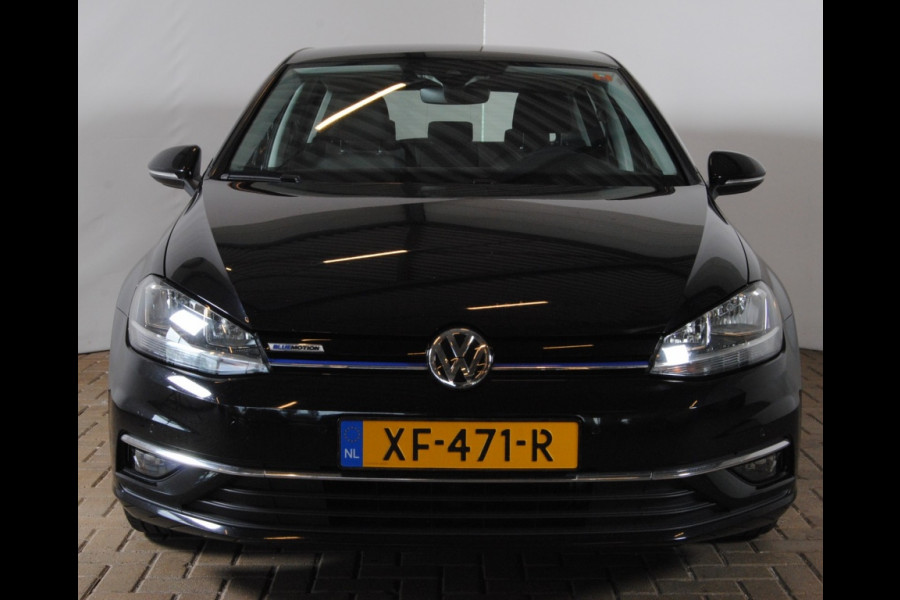 Volkswagen Golf 1.5 TSI CL Bns | APPLE CARPLAY/ GROOT NAVI