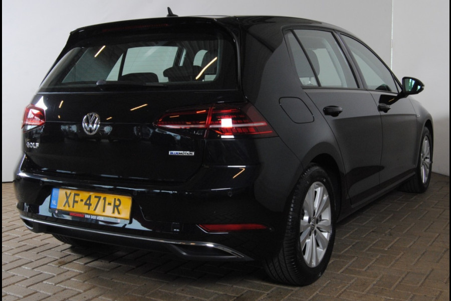 Volkswagen Golf 1.5 TSI CL Bns | APPLE CARPLAY/ GROOT NAVI