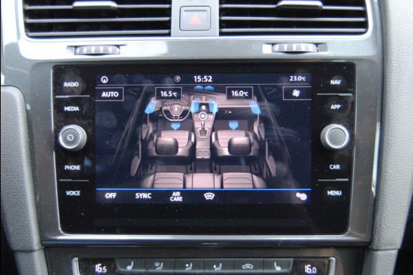 Volkswagen Golf 1.5 TSI CL Bns | APPLE CARPLAY/ GROOT NAVI