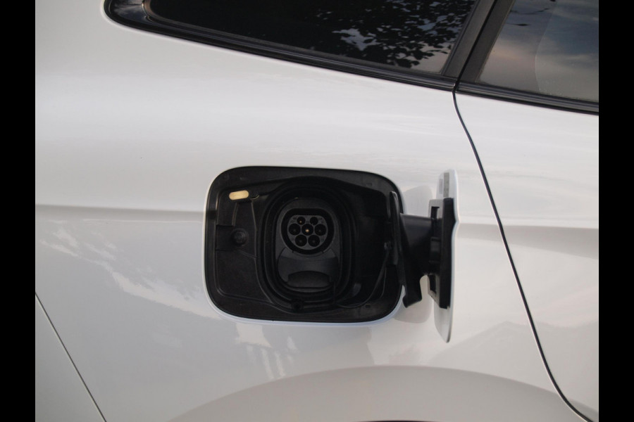 Škoda ENYAQ iV 80 | Camera | Apple Carplay | Sfeerverlichting | Cruise Control |