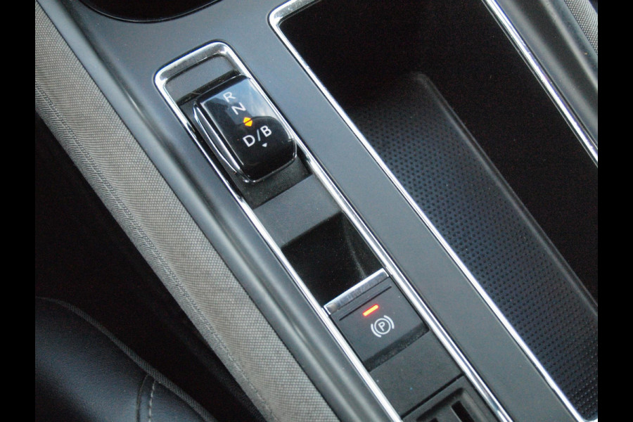 Škoda ENYAQ iV 80 | Camera | Apple Carplay | Sfeerverlichting | Cruise Control |