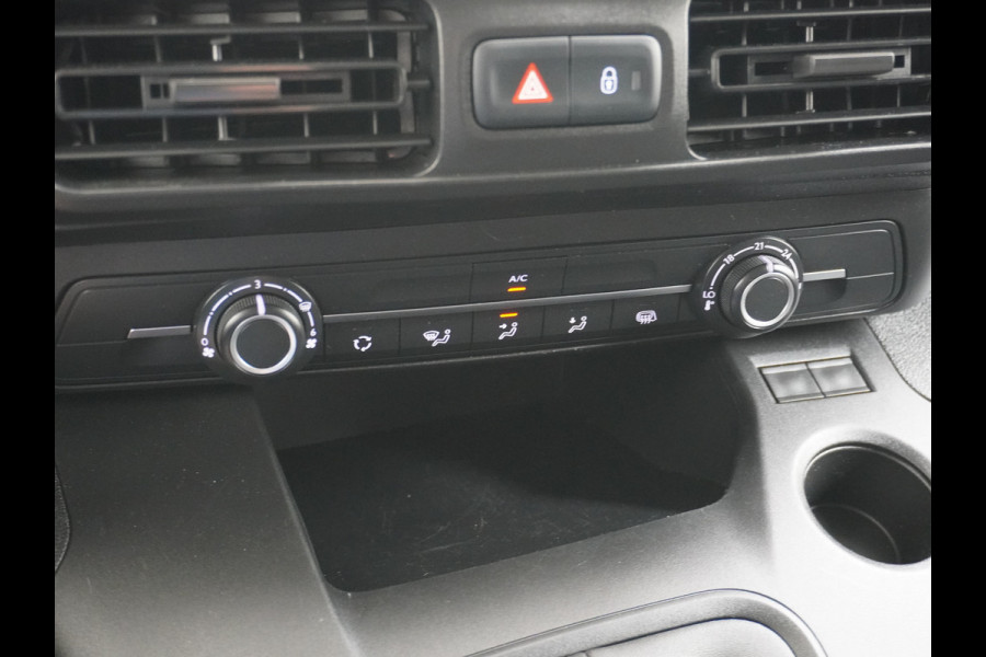 Opel Combo D 131PK L2H1 Trekhaak Airco Navi Camera Apple Carplay Android Auto Cruise Control Pdc DAB Edition+ 1.5CDTi 131pk/300Nm Betonplex Vloer Wandbetimmering Schuifdeur Exterieurpakket 2 Euro 6 1e Eigenaar Zeer Compleet 1200kg trekvermogen Uniek met dit vermogen!