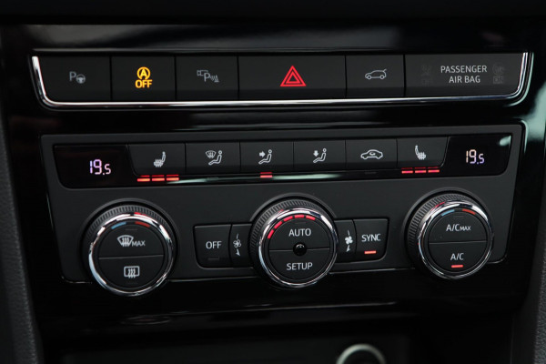 Seat Ateca 1.5 TSI Xcellence / PANO / KEYLESS / VIRTUAL / 360 / ACC / CARPLAY