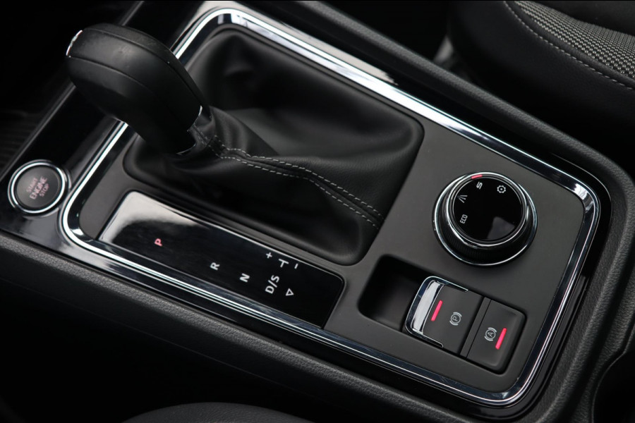 Seat Ateca 1.5 TSI Xcellence / PANO / KEYLESS / VIRTUAL / 360 / ACC / CARPLAY