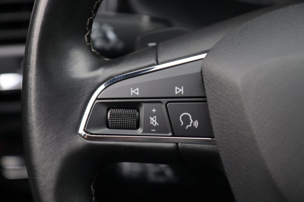 Seat Ateca 1.5 TSI Xcellence / PANO / KEYLESS / VIRTUAL / 360 / ACC / CARPLAY