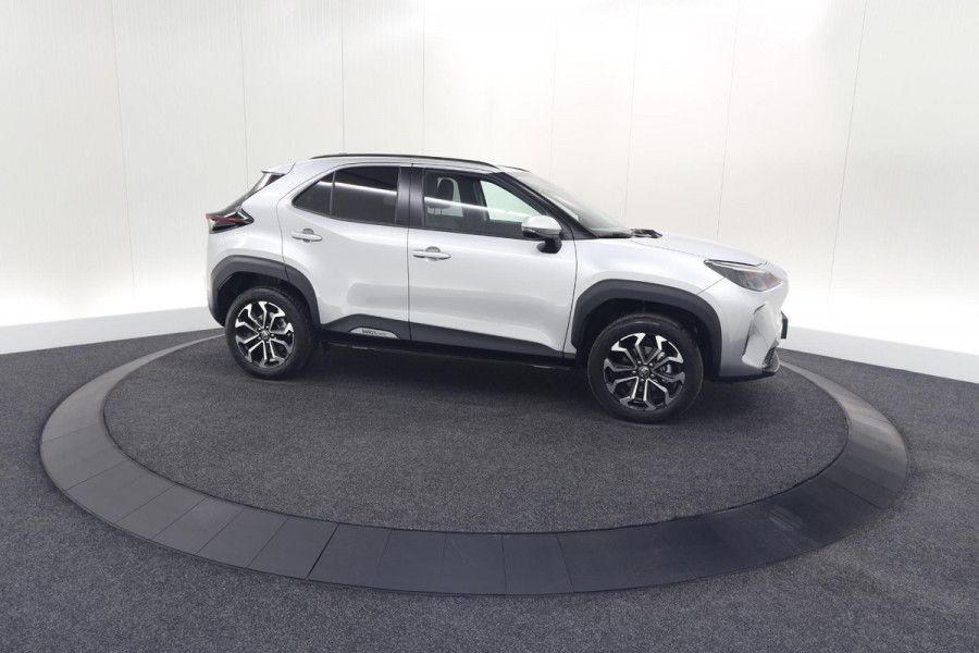 Toyota Yaris Cross 1.5 Hybrid 130 AT Teamplayer | Camera | Dodehoekdetectie | Apple Carplay | Parkeersensoren | Stoelverwarming