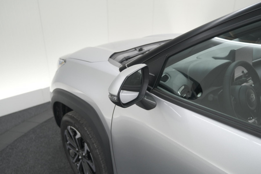 Toyota Yaris Cross 1.5 Hybrid 130 AT Teamplayer | Camera | Dodehoekdetectie | Apple Carplay | Parkeersensoren | Stoelverwarming
