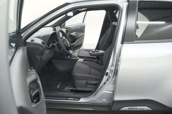 Toyota Yaris Cross 1.5 Hybrid 130 AT Teamplayer | Camera | Dodehoekdetectie | Apple Carplay | Parkeersensoren | Stoelverwarming