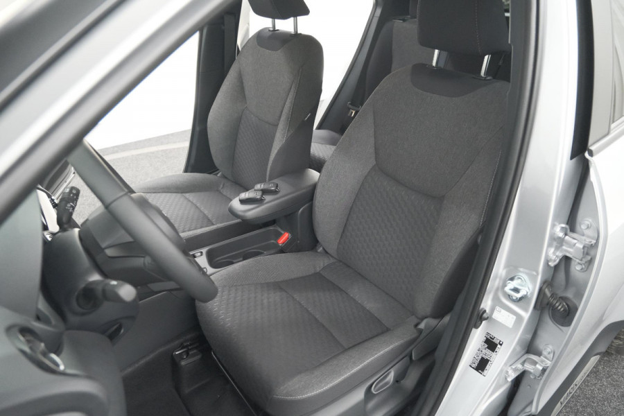 Toyota Yaris Cross 1.5 Hybrid 130 AT Teamplayer | Camera | Dodehoekdetectie | Apple Carplay | Parkeersensoren | Stoelverwarming
