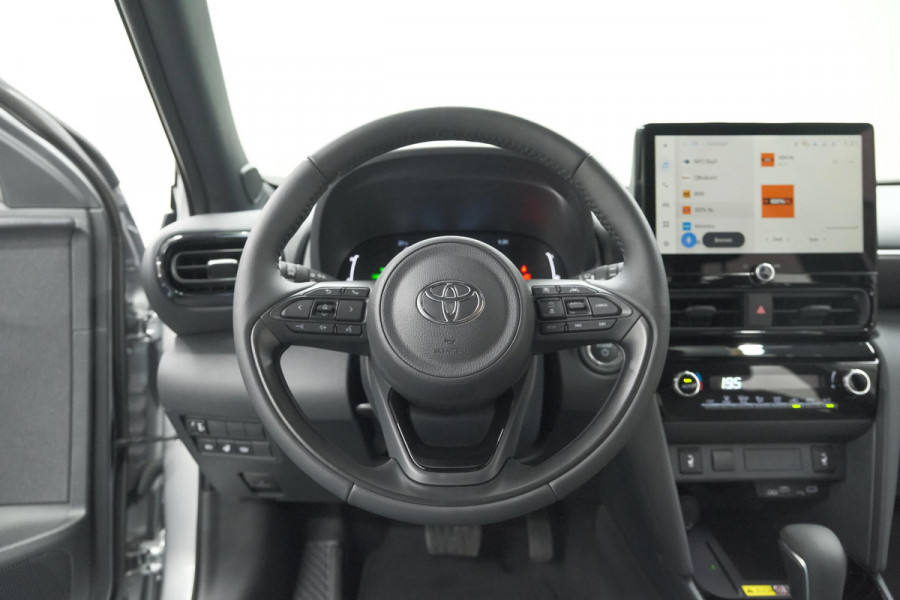 Toyota Yaris Cross 1.5 Hybrid 130 AT Teamplayer | Camera | Dodehoekdetectie | Apple Carplay | Parkeersensoren | Stoelverwarming