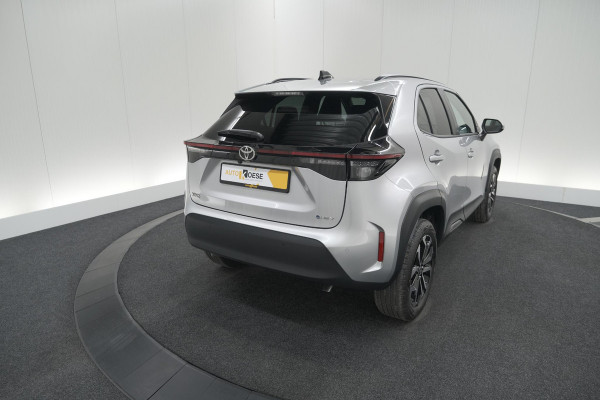 Toyota Yaris Cross 1.5 Hybrid 130 AT Teamplayer | Camera | Dodehoekdetectie | Apple Carplay | Parkeersensoren | Stoelverwarming