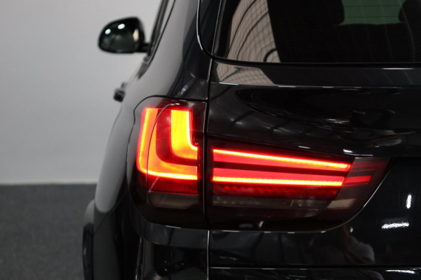 BMW X5 XDrive40e iPerformance M-Sport LED/SFEER/PANORAMADAK/LEER+S.VERWARMING+MEMORY/20" LMV/CAM/CRUISE/ECC/12 MND GARANTIE!