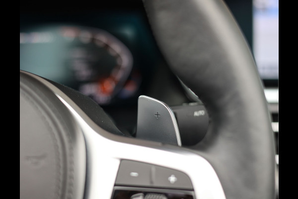 BMW Z4 Roadster M40i First Edition | HUD - H&K - ACC