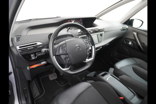 Citroën Grand C4 Spacetourer 1.2T 131pk Automaat 7-Persoons Apple Carplay Android Auto Camera Navi Pdc Keyless Stoelverwarming DAB Cruise Control Pdc Ecc Bluetooth Usb Led Isofix Lmv PureTech Shine Origineel Nederlandse Auto