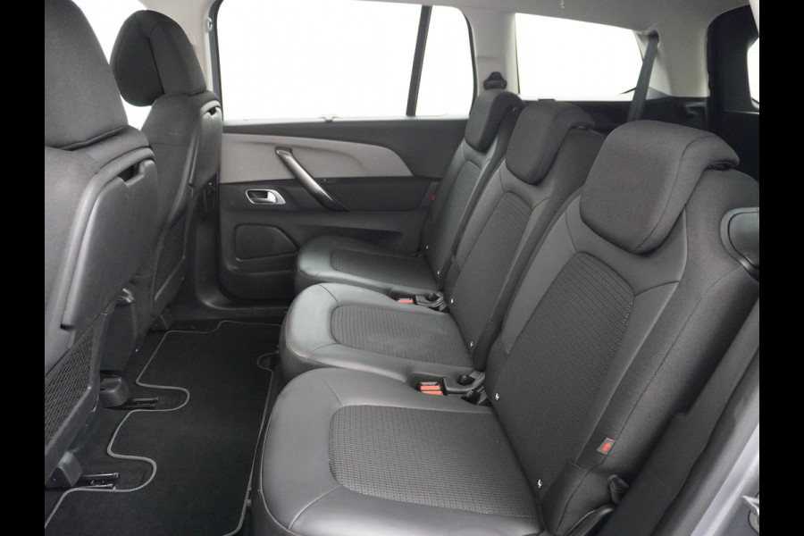 Citroën Grand C4 Spacetourer 1.2T 131pk Automaat 7-Persoons Apple Carplay Android Auto Camera Navi Pdc Keyless Stoelverwarming DAB Cruise Control Pdc Ecc Bluetooth Usb Led Isofix Lmv PureTech Shine Origineel Nederlandse Auto