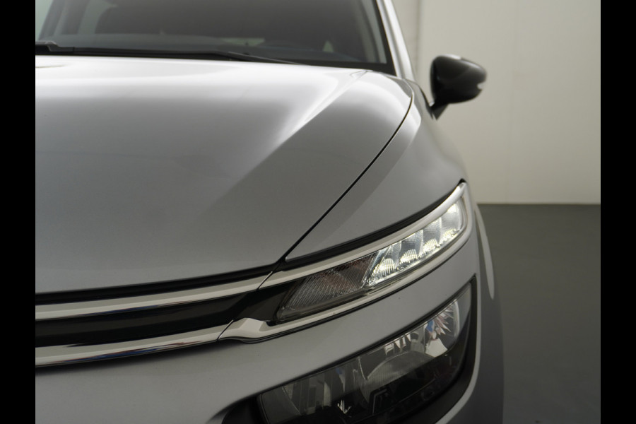 Citroën Grand C4 Spacetourer 1.2T 131pk Automaat 7-Persoons Apple Carplay Android Auto Camera Navi Pdc Keyless Stoelverwarming DAB Cruise Control Pdc Ecc Bluetooth Usb Led Isofix Lmv PureTech Shine Origineel Nederlandse Auto