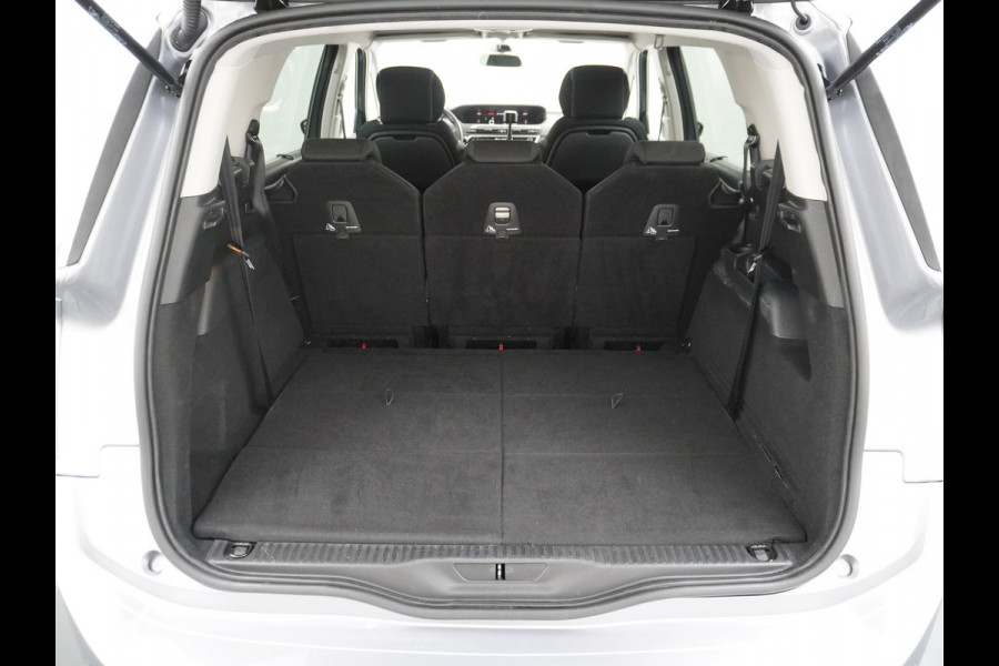 Citroën Grand C4 Spacetourer 1.2T 131pk Automaat 7-Persoons Apple Carplay Android Auto Camera Navi Pdc Keyless Stoelverwarming DAB Cruise Control Pdc Ecc Bluetooth Usb Led Isofix Lmv PureTech Shine Origineel Nederlandse Auto